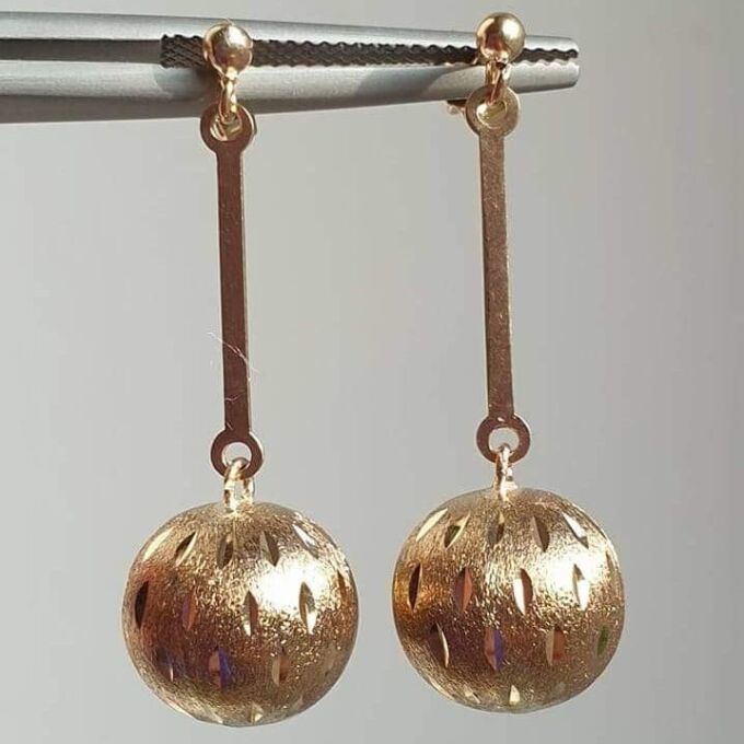 Glitterball Drop Earrings in 9ct Gold