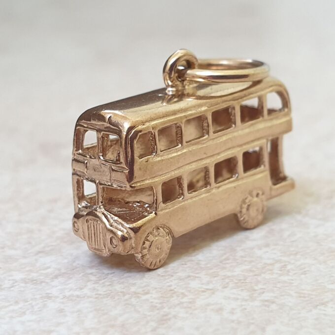 Double Decker Bus Pendant in 9ct Gold.