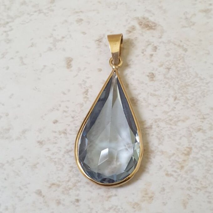 Huge Synthetic Spinel Pear Pendant in 18ct Gold.