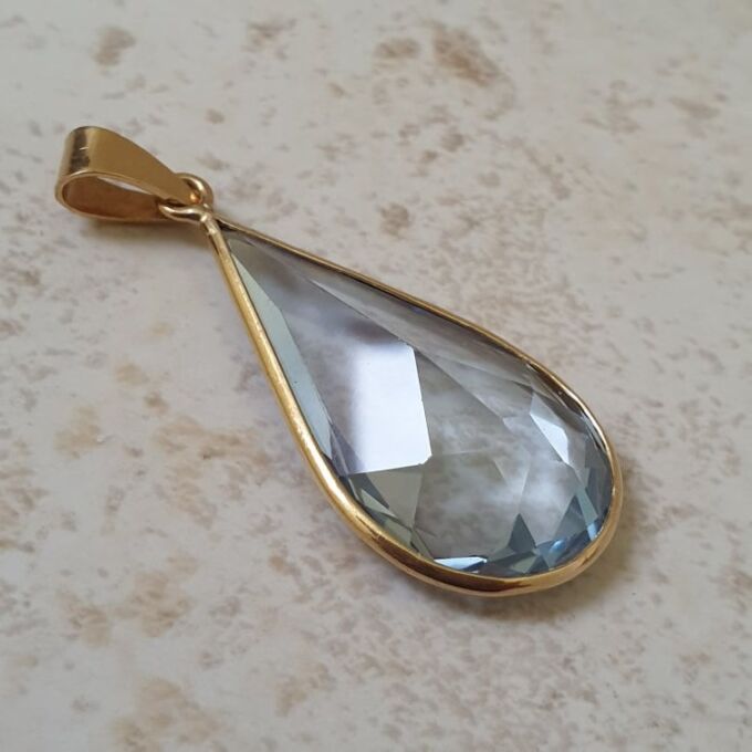 Huge Synthetic Spinel Pear Pendant in 18ct Gold.