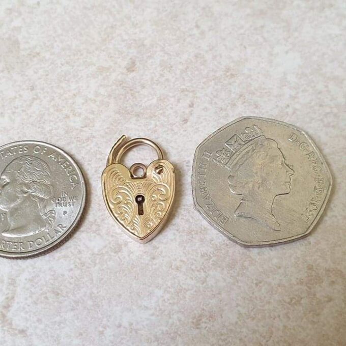 Engraved Fully Working Heart Padlock in 9ct Gold