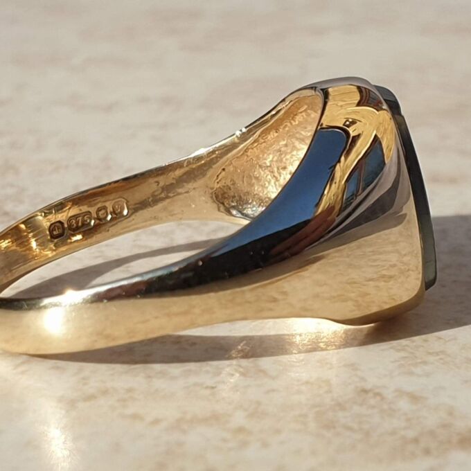 Hematite Centurion Ring in 9ct Gold,  a UK size T or a US 10.