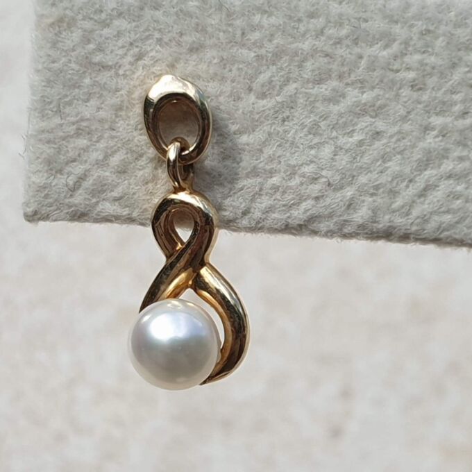 Pearl Infinity Drop Earrings in 9ct Gold