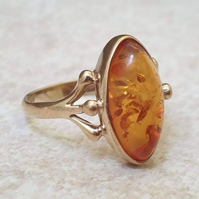Marquise or Navette Amber Ring in 9ct Gold.