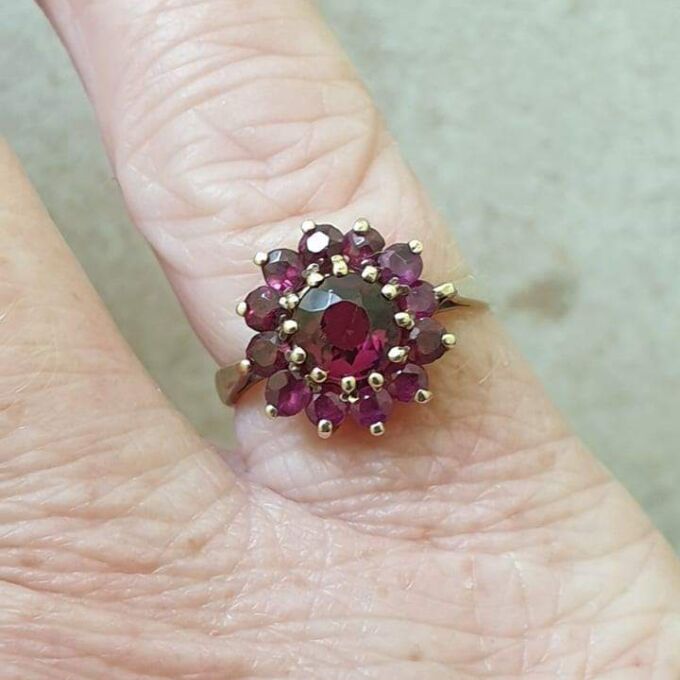 Rhodolite Garnet Cluster Ring in 9ct Gold.