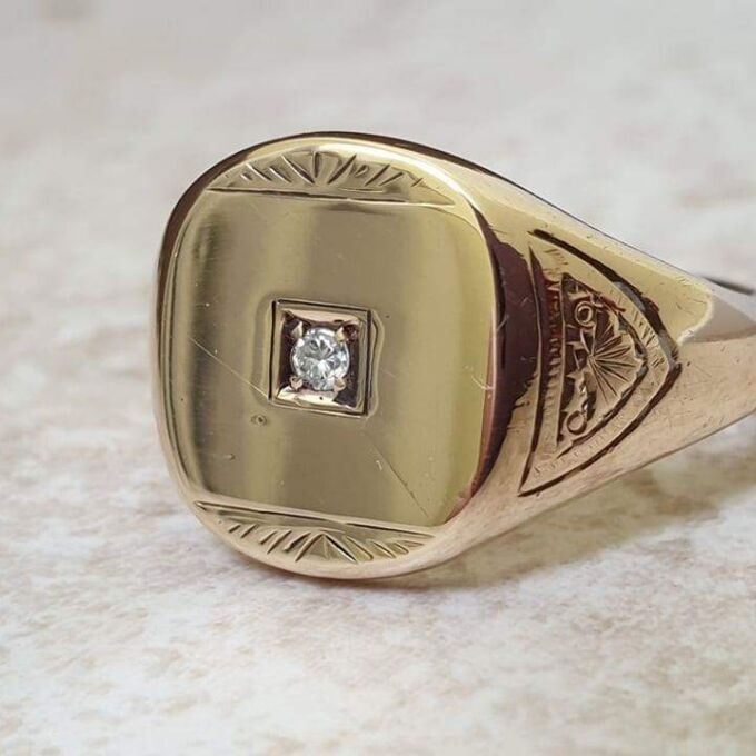 Heavy Diamond Set Signet Ring in 9ct Gold,  a UK S or a US 9 1/4.
