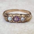 Amethyst and Pearl Ring in 9ct Gold, a UK K or a US 5 1/2