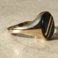 Oval Onyx Striped Signet Ring in 9ct Gold, a UK S or a US 9 1/2