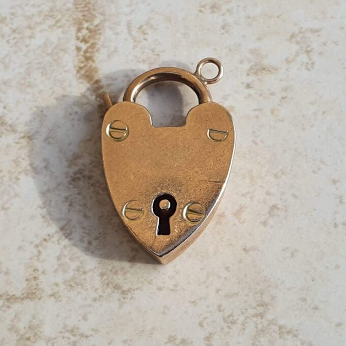 Plain Padlock in 9ct Rose Gold