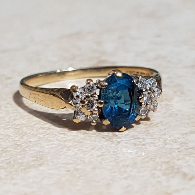 Sale – London Blue Topaz and Diamond Ring in 9ct Gold, a UK N 1/2 or a US 7 1/4.