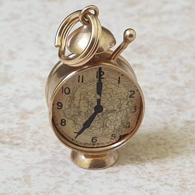 Alarm Clock Charm Pendant in 9ct Gold.