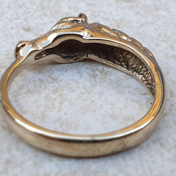 Horse Head and Mane Ring in 9ct Gold,  a UK O or a US 7 1/4.