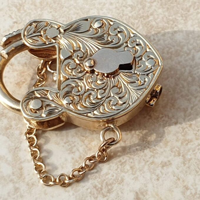 Ornate Heavy Padlock with Key in 9ct Gold