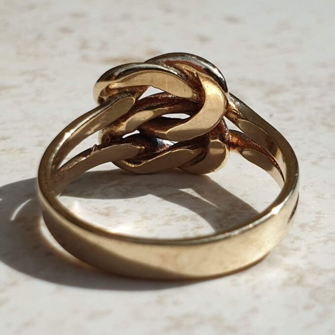 Double Knot Ring in 9ct Gold, a UK M 1/2 or a US 6 1/2