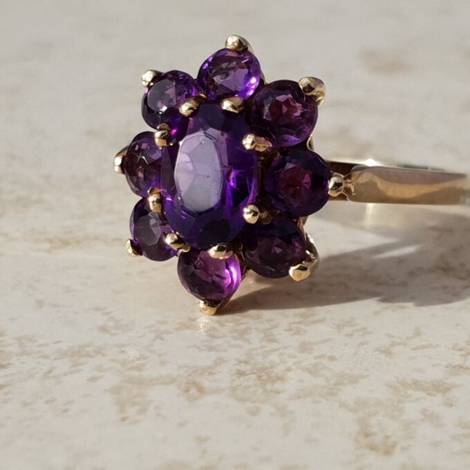 Pretty Amethyst Flower Cluster Ring in 9ct Gold, a UK L 1/2 or a US 6 1/4.