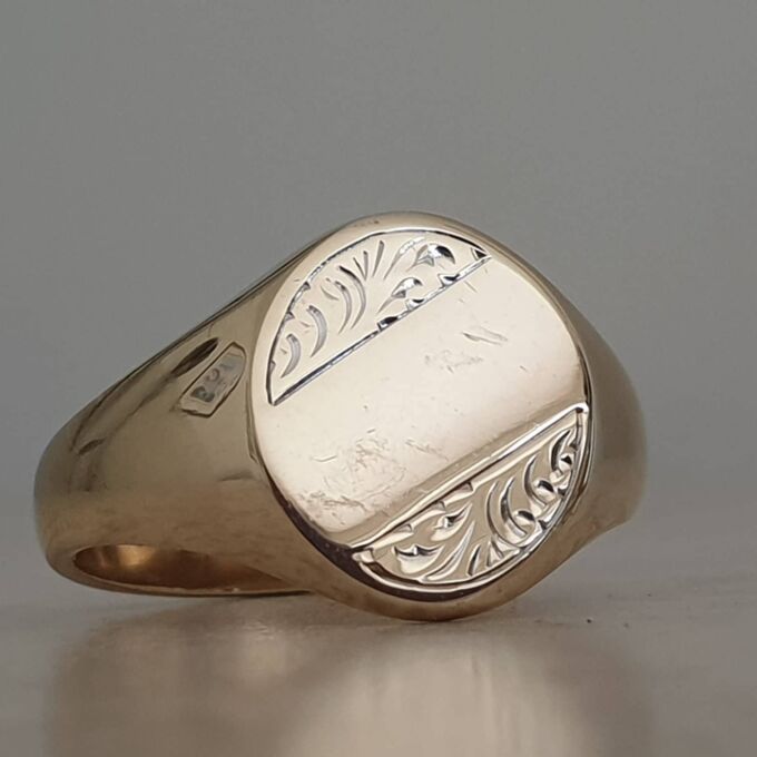 Oval Part Engraved Signet Ring In 9ct Gold. - Gems Afire - Vintage 