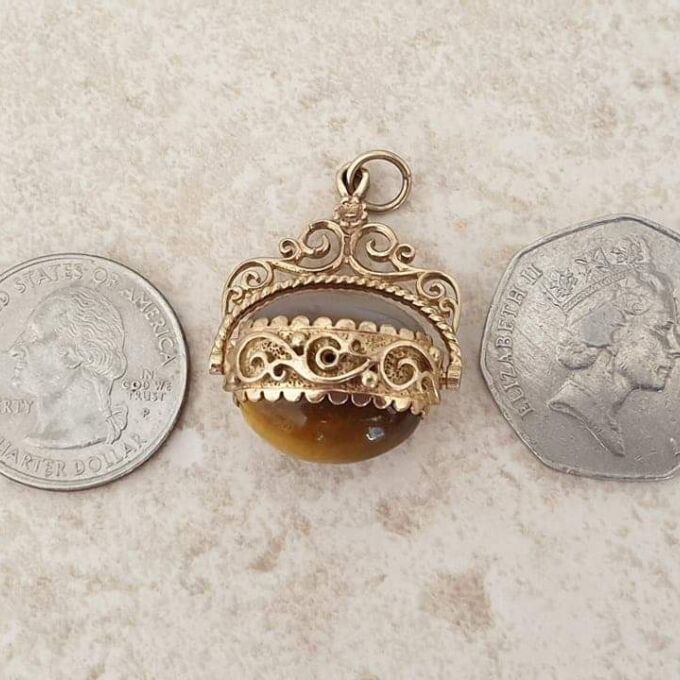 Tigers Eye and Agate Ornate Spinner Fob Pendant in 9ct Gold