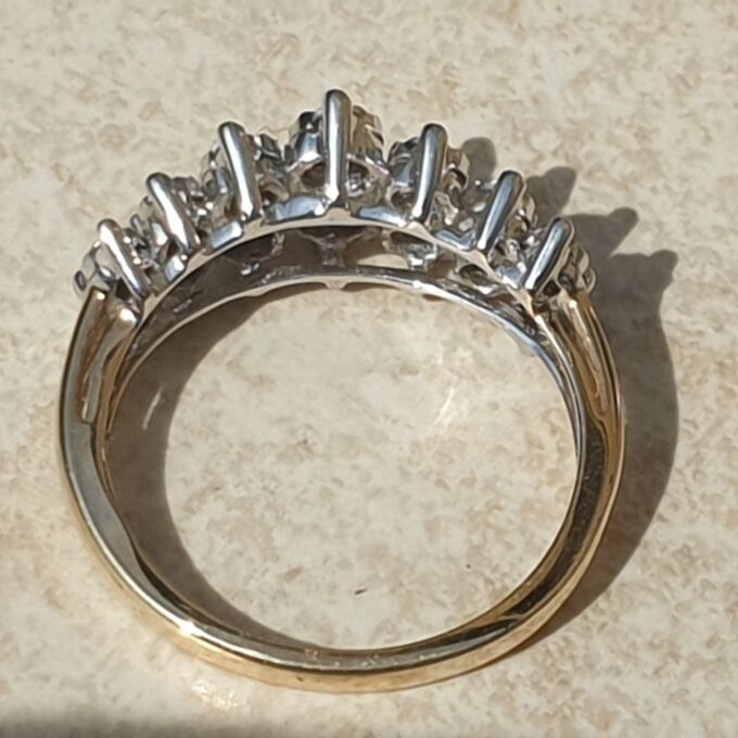 Two Row Diamond Set Ring in 9ct Gold, a UK L 1/2 or a US 6 1/4