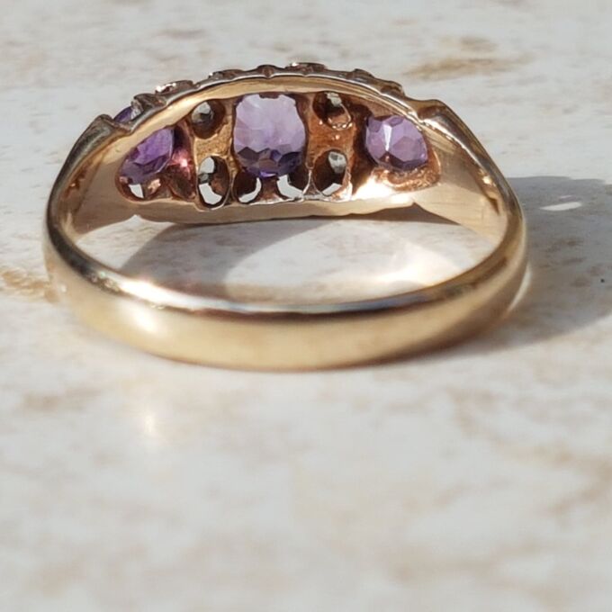 Pretty Amethyst Gypsy Ring in 9ct Gold, a UK M 1/2 or a US 6 3/4.