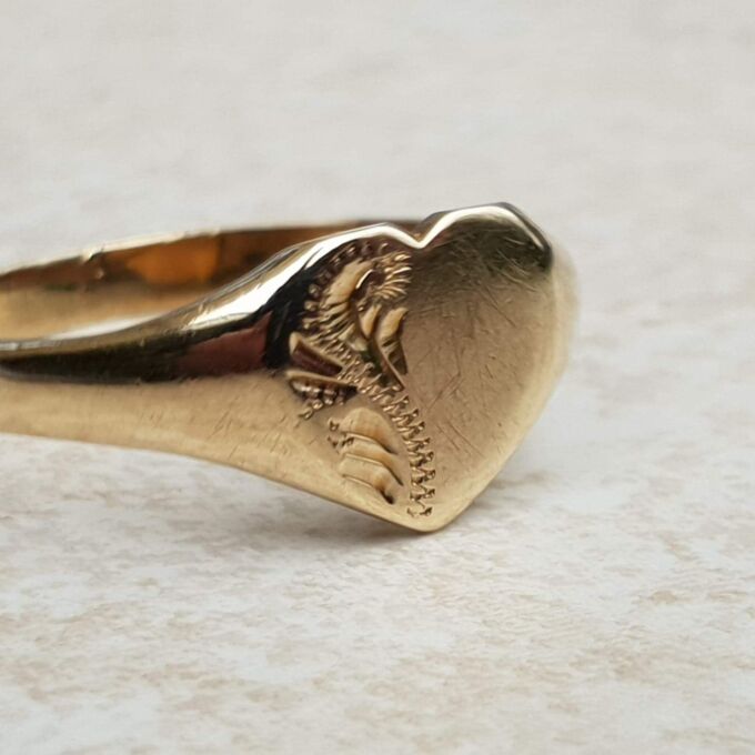 Sale – Heart Signet Ring in 9ct Gold, a UK O 1/2 or a US 7 1/2.