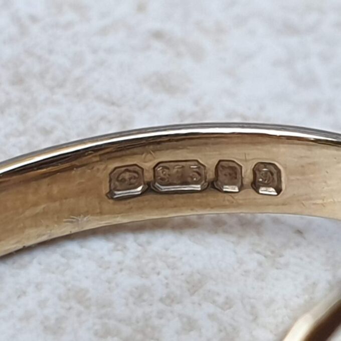 Smoky Quartz Solitaire Ring in 9ct Gold.