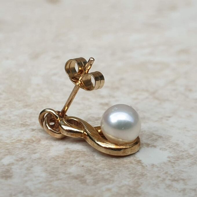 Pearl Infinity Drop Earrings in 9ct Gold
