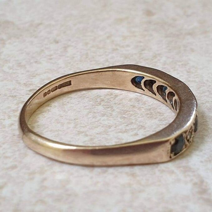 Sapphire and Diamond Stacking band Ring in 9ct gold, a UK R or a US 9.