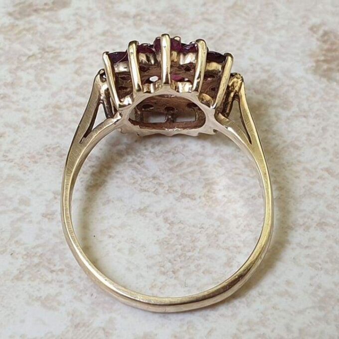 Rhodolite Garnet Cluster Ring in 9ct Gold.