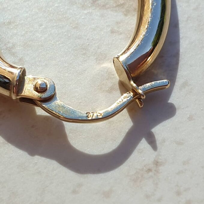 Squared Hoop Earrings in 9ct Gold