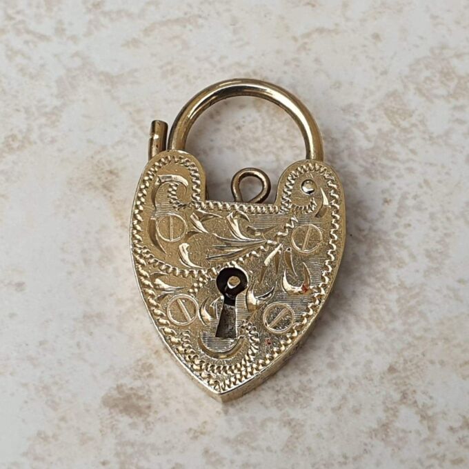 Engraved Heart Padlock in 9ct Gold