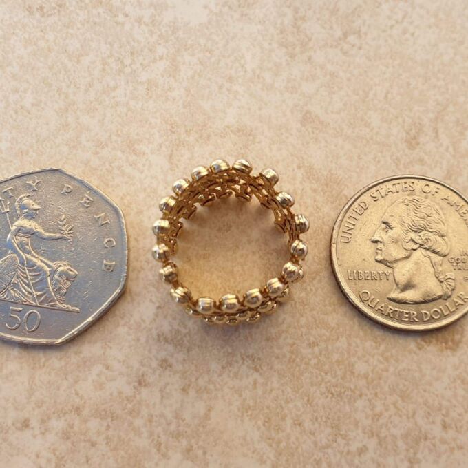 Expanding Ring in 9ct Gold, fits almost anyone!