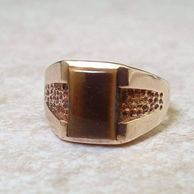 Tiny Tigers Eye Signet Ring in 9ct Gold.