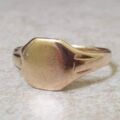 Simple Octagonal Signet Ring in 9ct Gold.