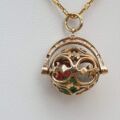 Dice Spinner Pendant in 9ct Gold