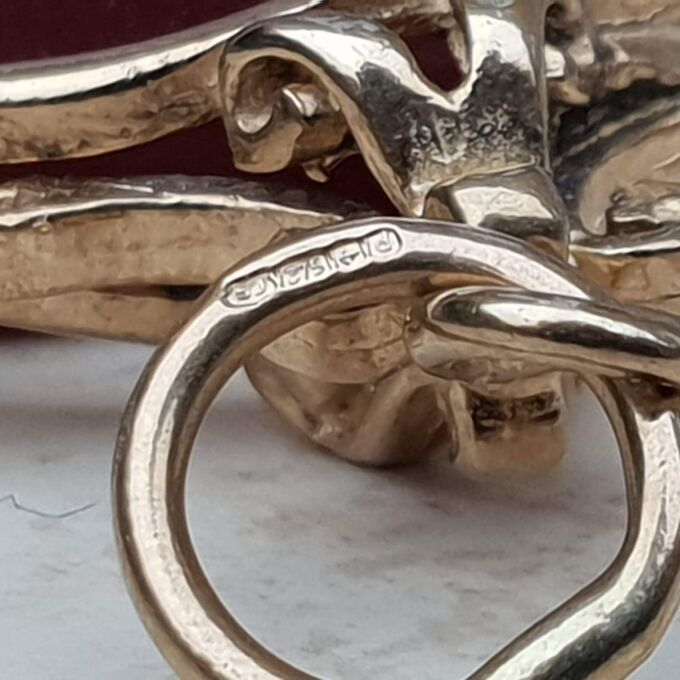 Carnelian Spinner Fob Pendant in 9ct Gold