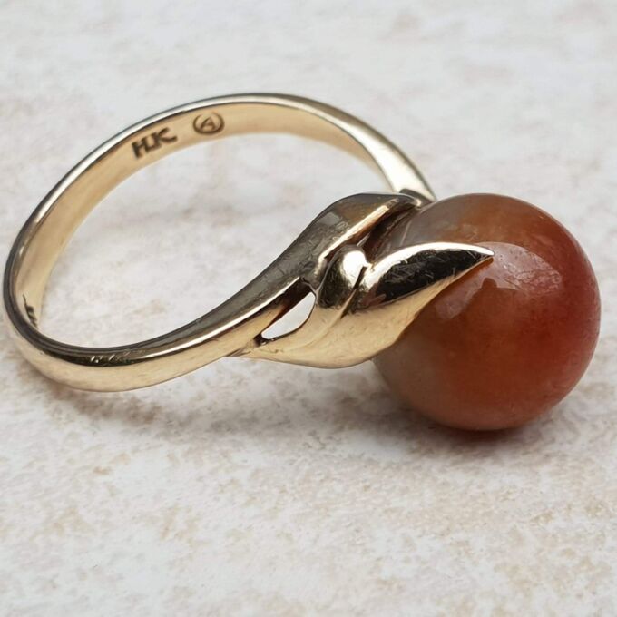Fabulous Carnelian Ball Ring in 14k Gold, a UK L 1/2 or a US 6.