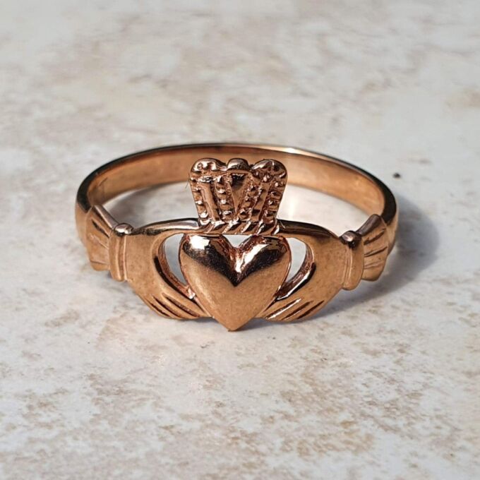 Simple Claddagh Ring in 9ct Rose Gold, a UK L 1/2 or a US 6 1/4