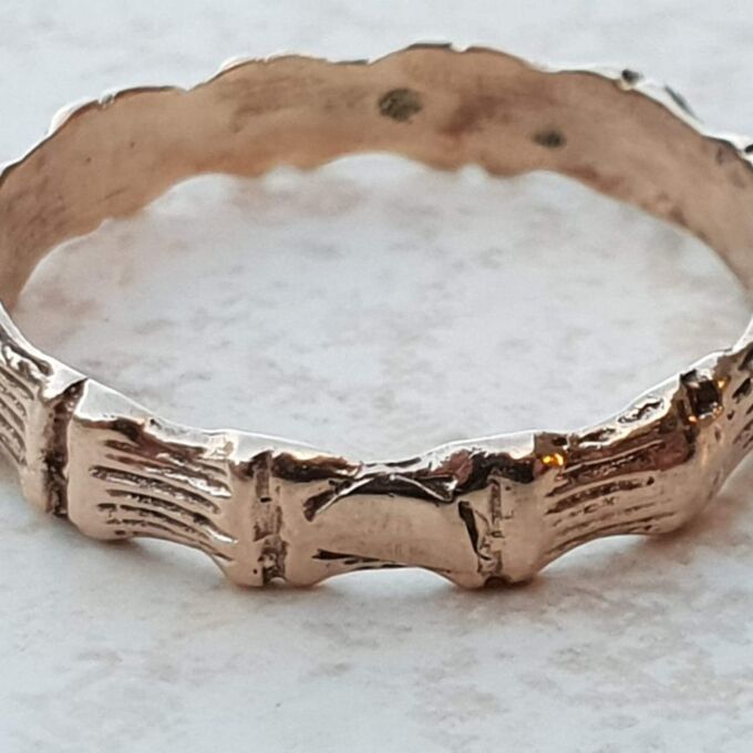 Vintage Bamboo Patterned Band in 9ct Gold, a UK (almost) N or a US 6 3/4.
