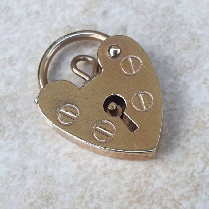 Small Plain Heart Padlock in 9ct Gold