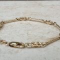 Fancy Twist Bar Bracelet in 9ct Gold,  7 3/4 inches.
