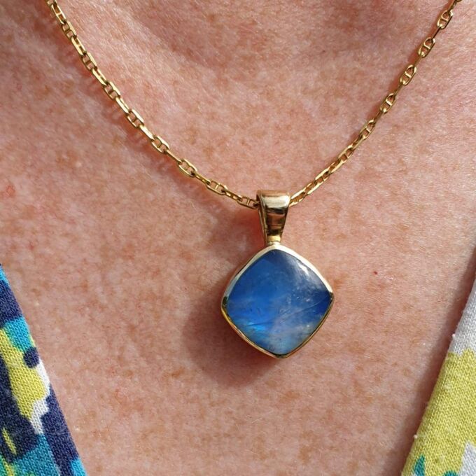 Blue Moonstone Cushion Pendant in 9ct Gold
