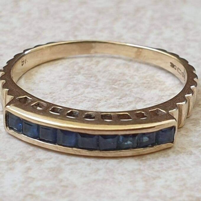 Channel Set Sapphire Ring in 9ct Gold, a UK L 1/2 or a US 6 1/4