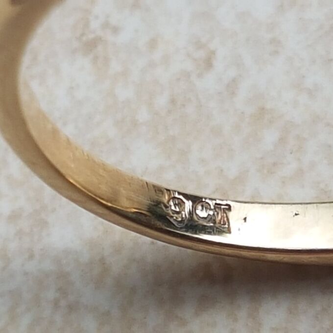 Quirky Vintage Turquoise Navette Ring in 9ct Gold, a UK J 1/2 or a US 5 1/4.