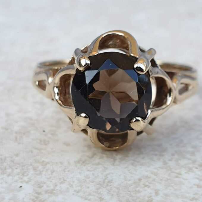 Smoky Quartz Solitaire Ring in 9ct Gold.