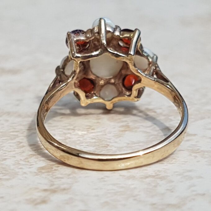 Opal and Garnet Cluster Ring in 9ct Yellow Gold, a UK J or a US 5.