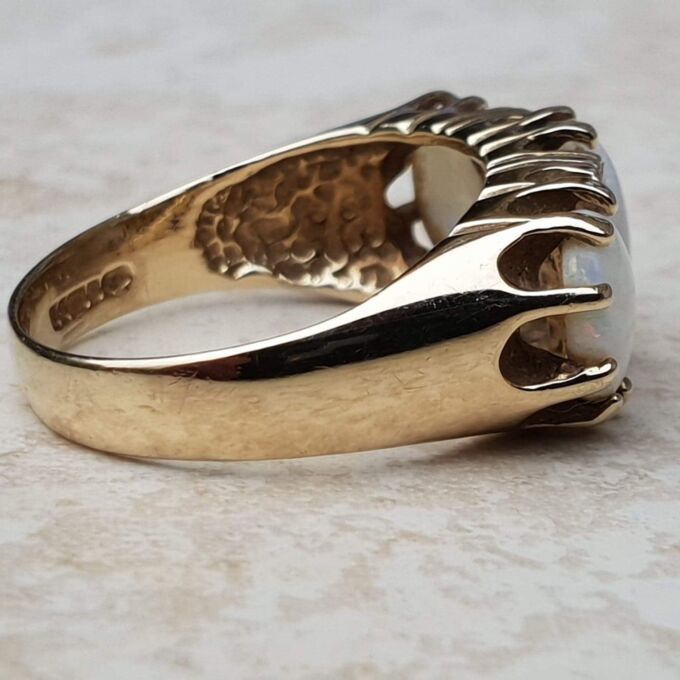 Chunky Three Stone Opal Ring in 9ct Gold, a UK M 1/2 or a US 6 3/4.