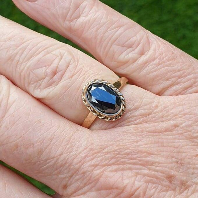 Hematite Solitaire Ring in 9ct Gold.