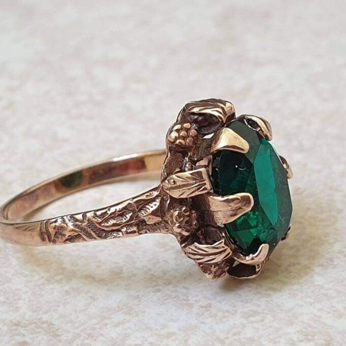 Ornate Synthetic Green Tourmaline Ring in 9ct Gold.