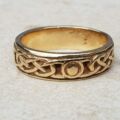 Celtic Knot Wedding Band in 9ct Gold,  a UK M 1/2 or a US 6 1/2.