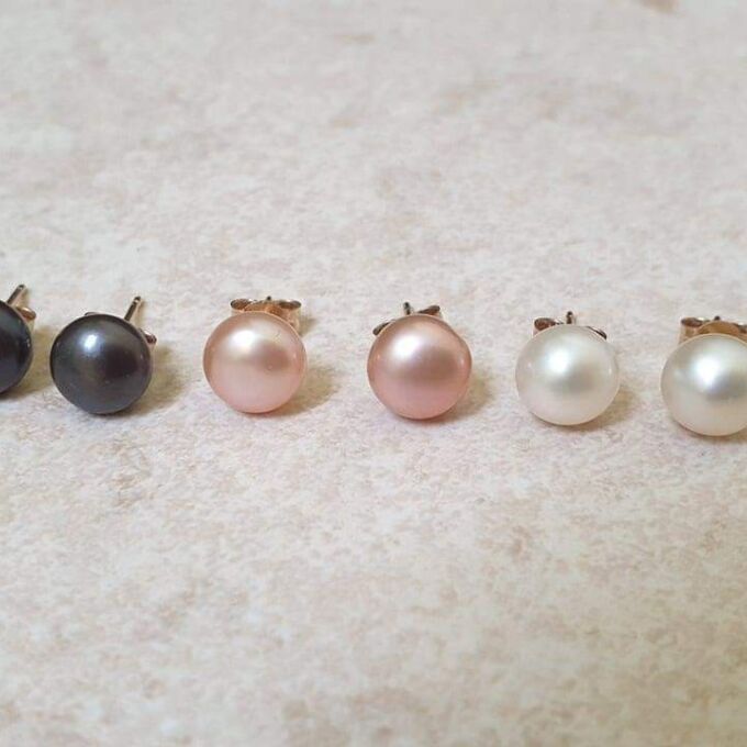 Pearl Stud Earrings in 9ct Gold, choice of three colours.